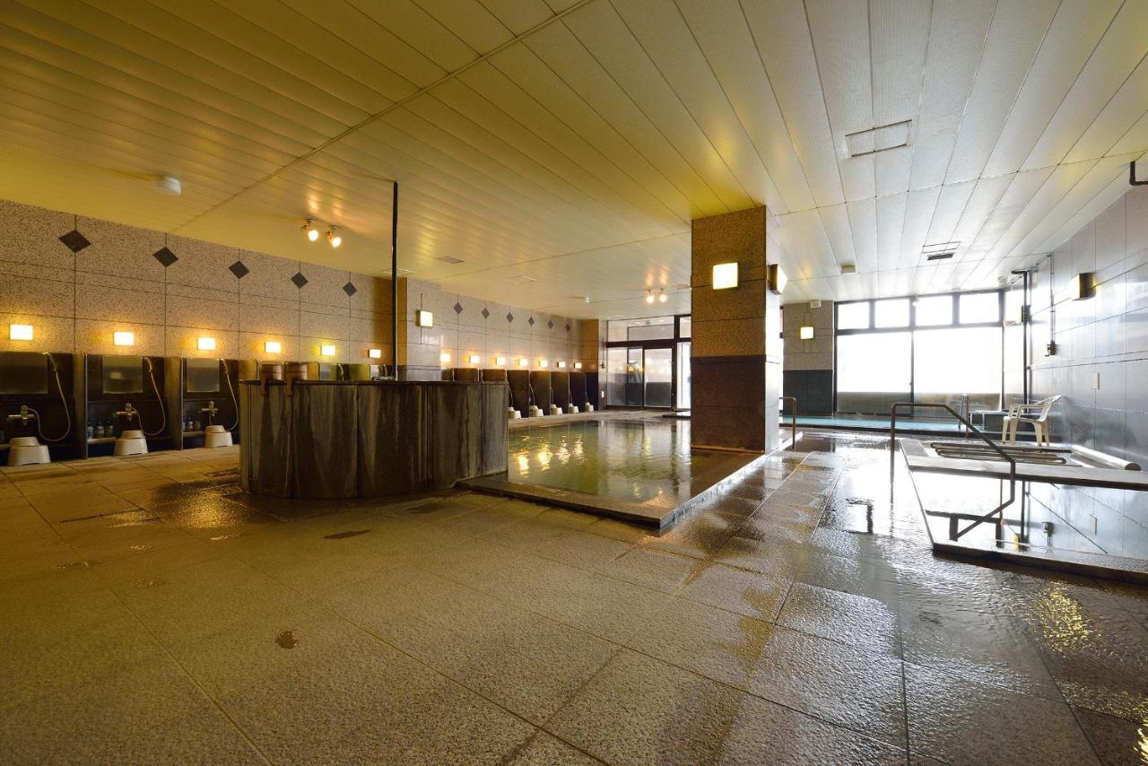 Higashikawa Asahidake Onsen Hotel Bear Monte Екстер'єр фото