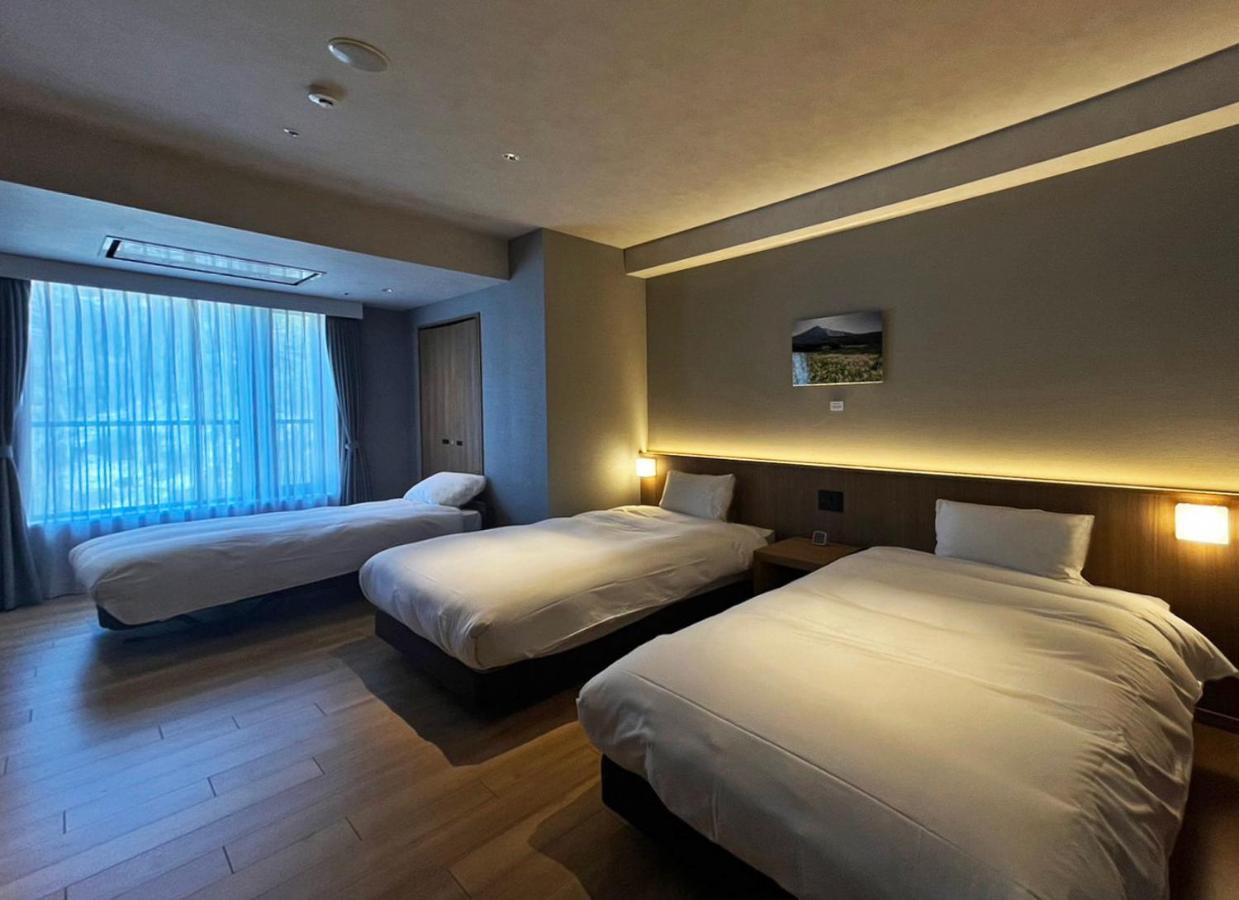 Higashikawa Asahidake Onsen Hotel Bear Monte Екстер'єр фото