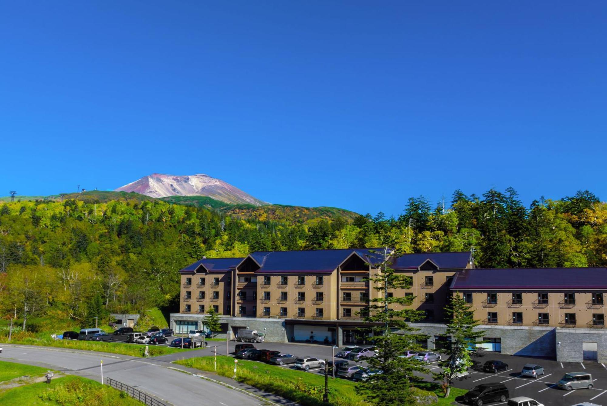 Higashikawa Asahidake Onsen Hotel Bear Monte Екстер'єр фото