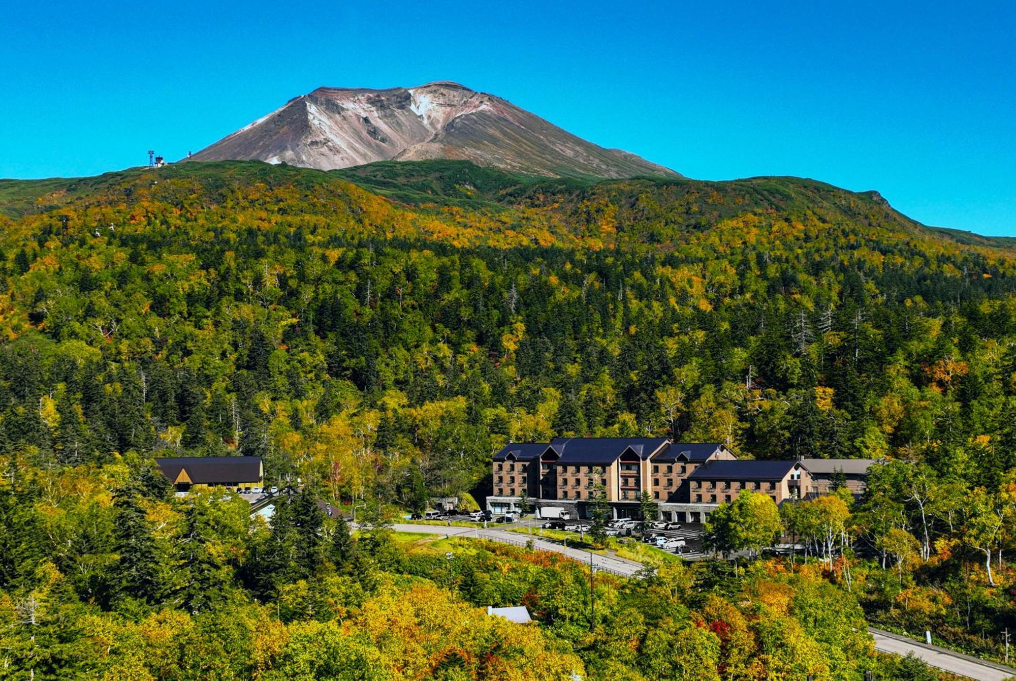 Higashikawa Asahidake Onsen Hotel Bear Monte Екстер'єр фото